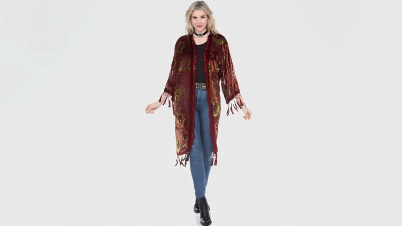 What colors are trending in fashion for 2026?