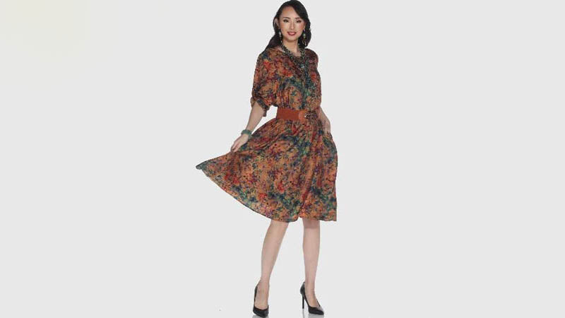 What to Wear Underneath a Midi Dress?
